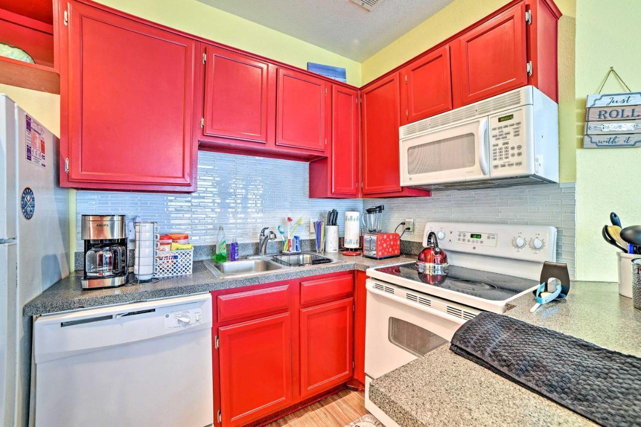 Corpus Christi Resort Condo - Walk To Beach! Exterior photo